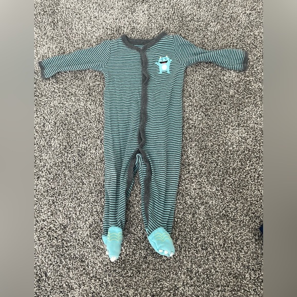 9 Months Carter’s Infant/Baby Button Up Footie PJ Bundle - Picture 10 of 15